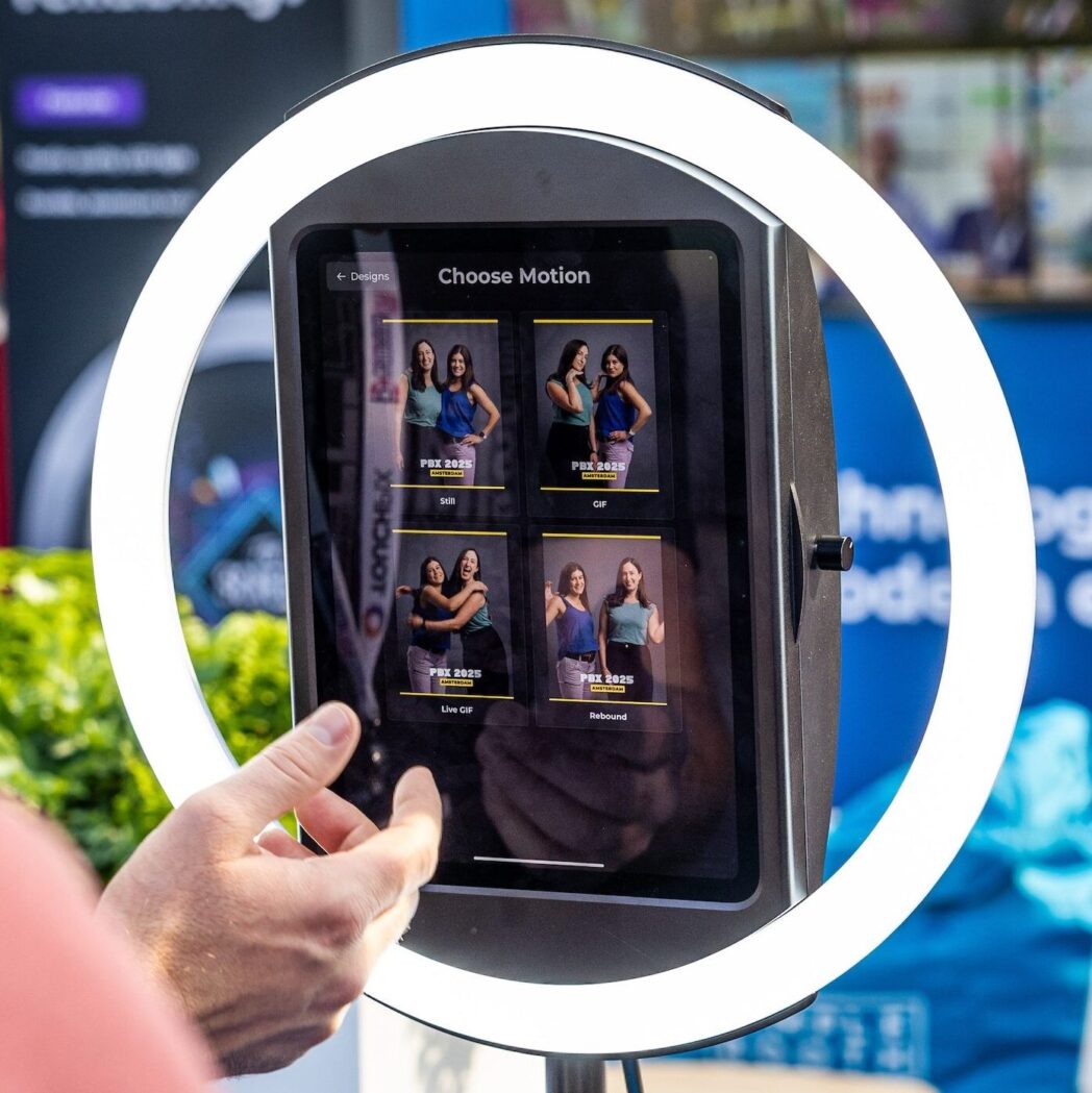 9 Best iPad Photo Booth Apps (2026) | Simple Booth